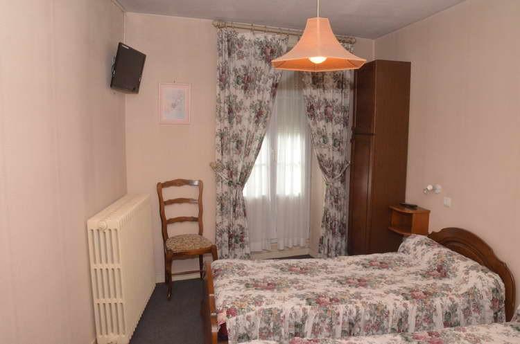 Hotel Du Commerce Понт-де-Во Екстериор снимка