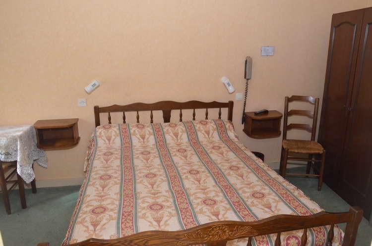 Hotel Du Commerce Понт-де-Во Екстериор снимка